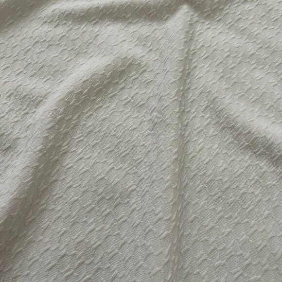 Olsenboye Medium White Textured Mini Skater Skirt - Picture 3 of 8